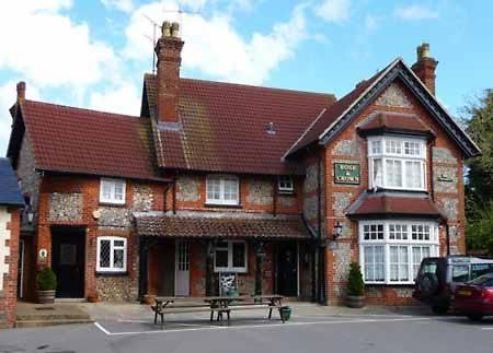 The Rose & Crown Bulford Exterior foto